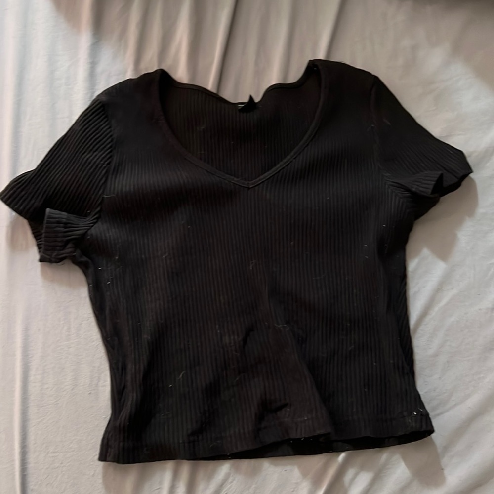 Black v-neck shirt